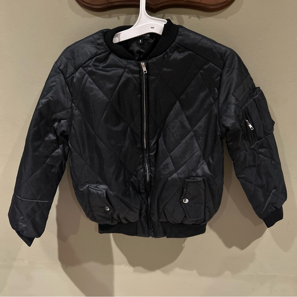 Eilly Bazar Women’s Black Quilted Bomber Jacket Small New